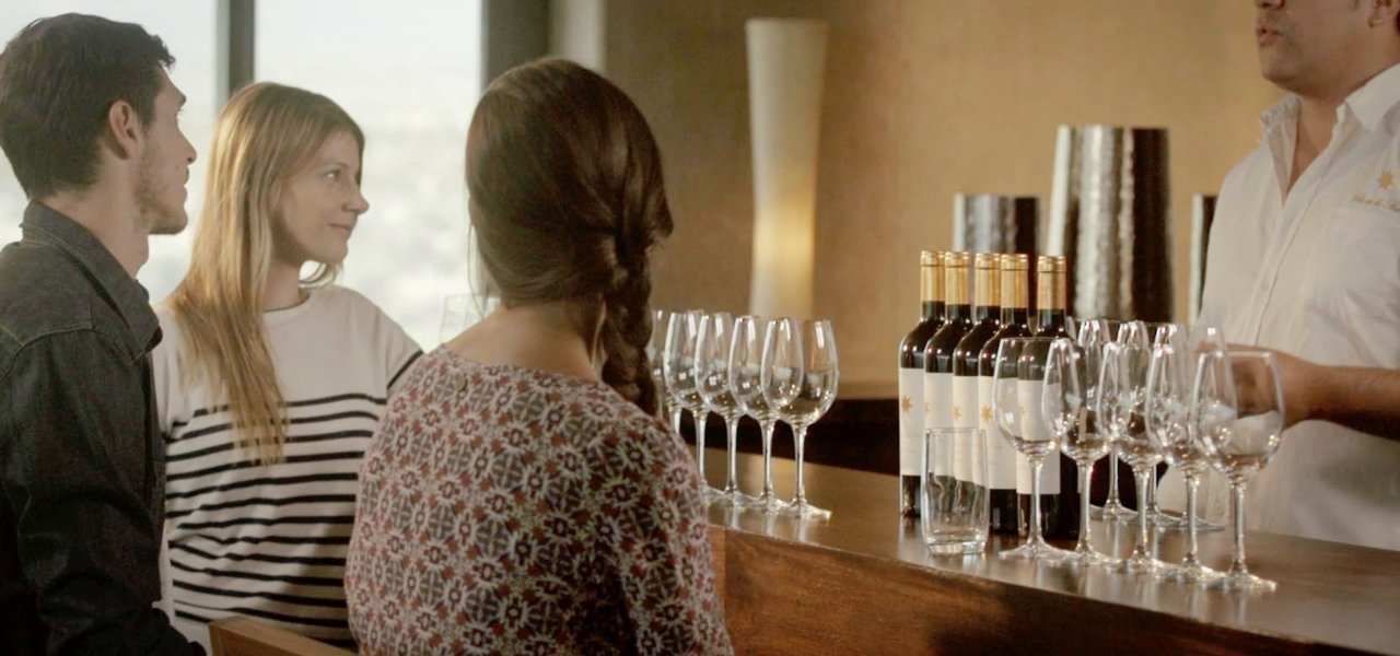 wine tasting at clos de los siete